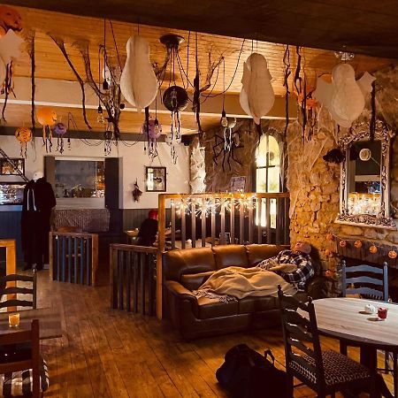 The Welshman'S Arms Hotel Pembroke Dock Luaran gambar