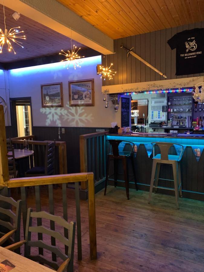The Welshman'S Arms Hotel Pembroke Dock Luaran gambar
